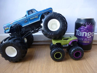 CAMIONES MONSTRUO HOT WHEELS GIANTS DE GRAN TAMAÑO 💥 PIE GRANDE💥 Foto 1 de 4