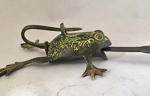 BLOQUEO DE CABEZA DE RANA candado grande llaves de latón aspecto antiguo dorado almohadilla de búho león vintage - Imagen 1 de 8