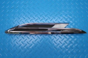Bentley Bentayga chrome right fender air vent grill 1pc #12364 - Picture 1 of 2