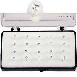 1 Orecchini Piercing Naso Nasini Micro Argento 925 cristallo Carre Bianco 2 mm - Foto 1 di 1