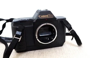 Vintage Canon T80 analoge 35-mm-Spiegelreflexkamera nur Gehäuse TEILE REPARATUR - Bild 1 von 2