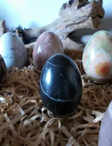 Polished Natural black with grey marbling alabaster granite stone egg plus stand - Picture 1 of 5