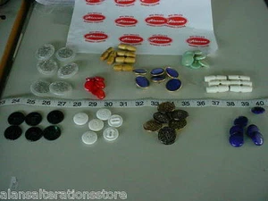 60 BOTTONI INGLESI ASSORTITI DELLA NOSTRA VASTA GAMMA IN SET DA SEI COME DA FOTO - Foto 1 di 1