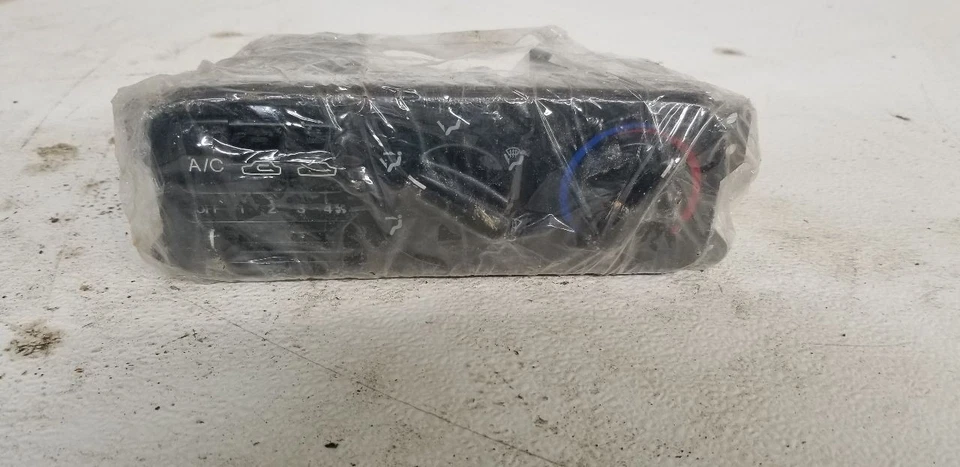 Control de temperatura GL con CA compatible con 95-98 SONATA 1040445 Foto 1 de 1