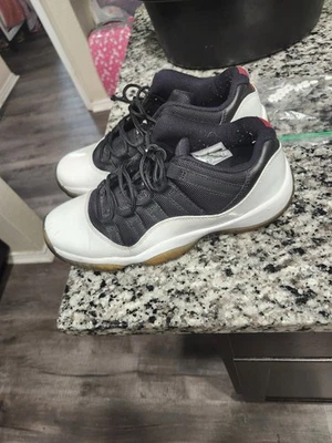 Низкий смокинг Jordan 11 - Изображение 1 из 4