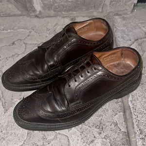 Allen Edmonds MacNeil Shell Cordovan Wide-Fit braune Longwing Brogue Schuhe 8,5 E - Bild 1 von 11