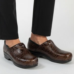 Dansko Professional Damen Braun Tooled Leder Clogs Größe 41 EU Arbeitskomfort - Bild 1 von 9
