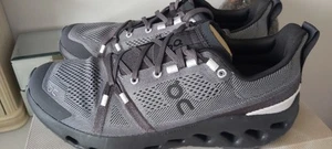 Scarpe da ginnastica On Running Cloudsurfer Trail da uomo alla moda in nero Eclipse - 9 UK - Foto 1 di 7