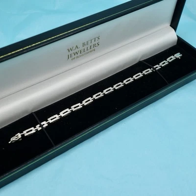 9ct White Gold 30 Diamond Art Deco Link Bracelet 7.5 Inch Square Block Chain 10g - Image 1 of 4