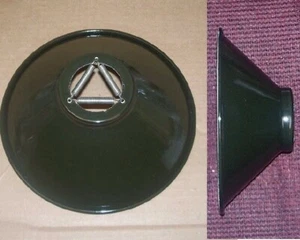 VINTAGE porcelain enamel green military - industrial metal lamp shade reflector - Picture 1 of 4