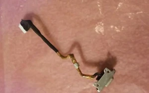 Toshiba Satellite L305D-S5923 VGA Monitor Port Kabel    - Bild 1 von 2