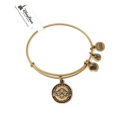 Pulseira Berloque Disney Alex And Ani Star Wars Faça ou Não YODA Ouro NOVO - Imagem 1 de 3