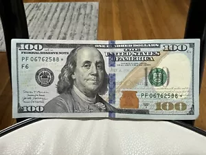 (1x) $100 Dollar Bill *Star Note* 2017 Series A Circulated USD SUPER RARE - Picture 1 of 2