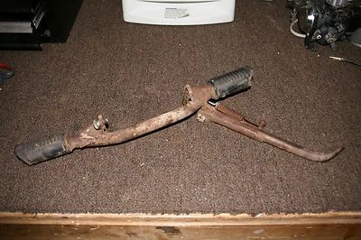 YAMAHA HT1 ESTRIBERAS, ESTRIBERAS, SOPORTE LATERAL, SOPORTE Foto 1 de 3