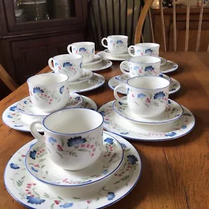 8 Royal Doulton Expression Windermere 1990 Tea Cup Saucer & Plates Trio - Picture 1 of 6