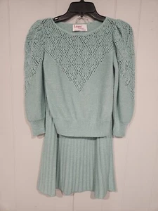 LAURA by ALYZIA Petite Vintage 2-Piece Knit Suit Skirt Set, Green Crochet XSmall - Picture 1 of 7