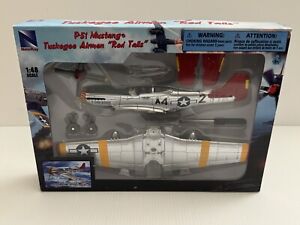 New Ray World War II Replica Fighter Air Planes ClassicAircraft P-51D Red Tails