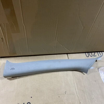 Acura RLX 2017 OEM moldura de pilar izquierdo 84151-TY2-A0-20 Foto 1 de 4