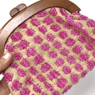 Bolso sin asas Boho Artístico Beige Rosa Madera Convertible Bandolera Cierre magnético Foto 1 de 4