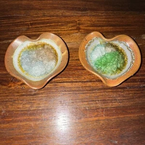 2 piatti fatti a mano USA cuore marrone ceramica geode ceramica vetro fuso crepato - Foto 1 di 9