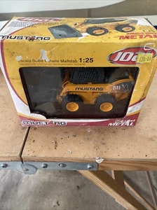 1:25 Scale Joal Mustang 2105 20005 Skid Mini Loader Die Cast Model - Picture 1 of 6