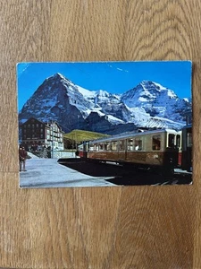 alte AK kleine Schneidegg Schweiz Eiger Mönch (Zug Gasthof Terrasse Panorama) - Bild 1 von 6