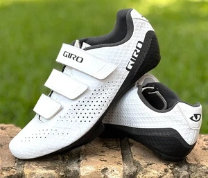 Scarpe da ciclismo motociclista GIRO donna stilo con cinturino bianco taglia US 9 EU 41 - Foto 1 di 10