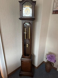 Standuhr - Bild 1 von 1