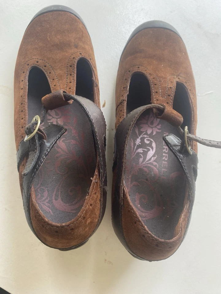 Zapatos de salón Merrell vintage con correa en T de 7,5 para mujer Foto 1 de 4