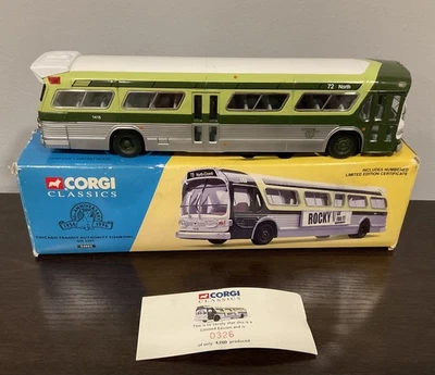 Autobús de tránsito Corgi 54602 Classics Fishbowl CTA-Chicago raro ROCKY  Foto 1 de 4