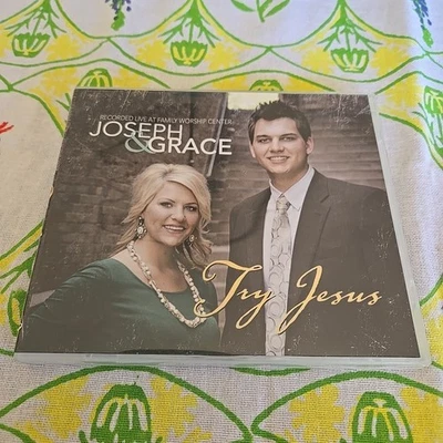 Joseph & Grace Try Jesus Recorded Live At Family Worship Center CD Jim Records Foto 1 de 3