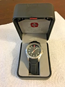 Reloj Ejército Suizo Marlboro Trail Watch, Nuevo, Sin Usar con Caja y Folleto - Imagen 1 de 22