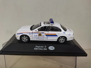 JAGUAR S-TYPE 2002 POLICE CANADA 1:43 FABBRI BLISTER OPEN - Imagen 1 de 5