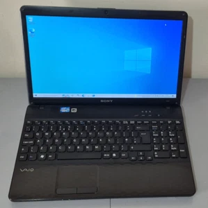 Sony Vaio VPCEH 15,6" computer portatile Intel Core i3 2,10 GHz 500 GB HDD 8 GB di RAM Windows 10 - Foto 1 di 5
