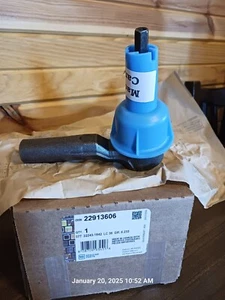 Genuine GM 22913606 Outer Tie Rod End 2020-2025 Sierra Silverado 2500 3500 - Picture 1 of 4