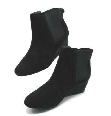 Womens Lands' End Suede Wedge Chelsea Boots Black 8D - Image 1 of 4