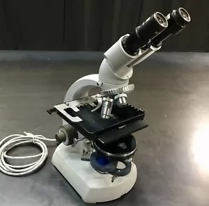Carl Zeiss Microscope w/ 2 Objectives - Picture 1 of 12