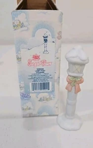 Figura poste de lámpara Precious Moments Sugar Town Enesco 529559 1994 - Imagen 1 de 4