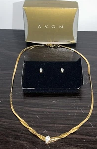 Avon Herringbone Marquis Accent Gift Set Necklace & Earrings 1998 - Picture 1 of 1