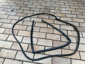 Org. Dichtung Türe vorne rechts door seal Honda CIVIC MB8 MB9 MC2 Aerodeck 98-00 - Picture 1 of 6