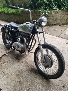BSA A65 THUNDERBOLT UNFINISHED PROJECT - Picture 1 of 10