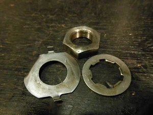 1981 YAMAHA XT250H XT 250 H XT250 MOTOR CLUTCH NUT - Foto 1 di 1