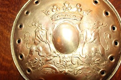 Excelente calentador de cama inglés de latón del siglo XVIII Foto 1 de 4