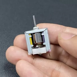 Micro Mini 18 mm carré nu 020 moteur DC1,5V-6V 3V 3,7 V jouet haute vitesse moteur de voiture - Photo 1/7