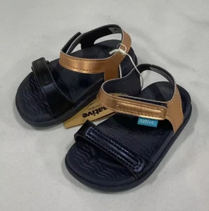 Size 5 Toddler Native Charlie 63109117-8936 Metallic Gold/Grey Strappy Sandals - Picture 1 of 8