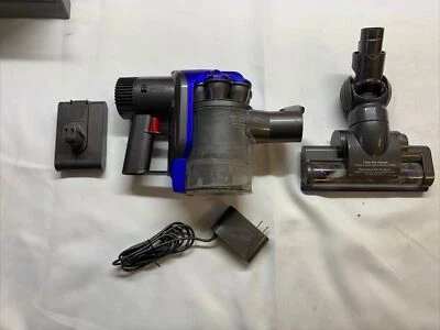 Dyson DC44 Animal Bagless Cordless Stick Vacuum Used Missing Extension Nozzle - Image 1 of 3