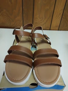 THEREABOUT GIRLS SHOES SIZE 6 M - Picture 1 of 5