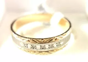 10kt Yellow Gold Genuine .025 cttw Diamond Ring / Men's Wedding Band Size 10 - Picture 1 of 3