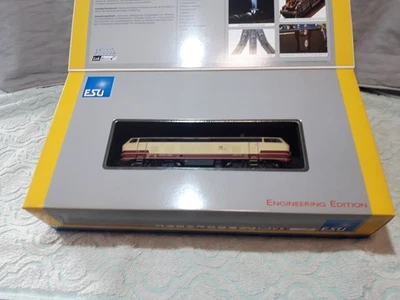 ESU für Märklin H0 32027 BR 218 105 Diesel-Lok Purpurrot-Elfenbein AC - Bild 1 von 4