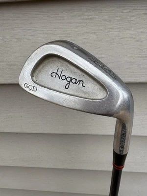 Hogan Edge GCD Midsize Pitching Wedge/Regular Flex(3) Steel Shaft Golf Pride MCC - Image 1 of 4
